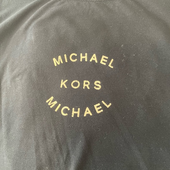 Black Michael Kors t-shirt 3X with golden furnishings and logo good condition - Picture 4 of 4